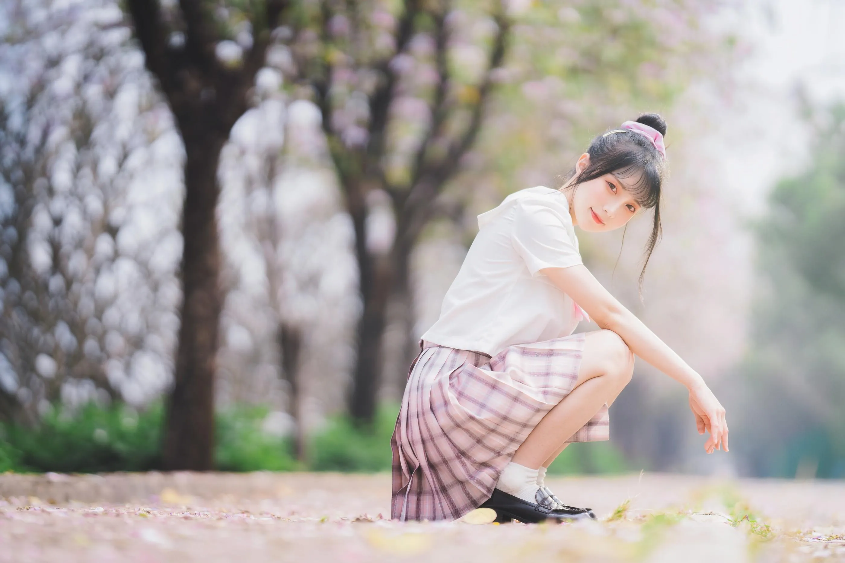 [艺图语] 2022.06.21 花与少女 思涼poi [35P]插图2